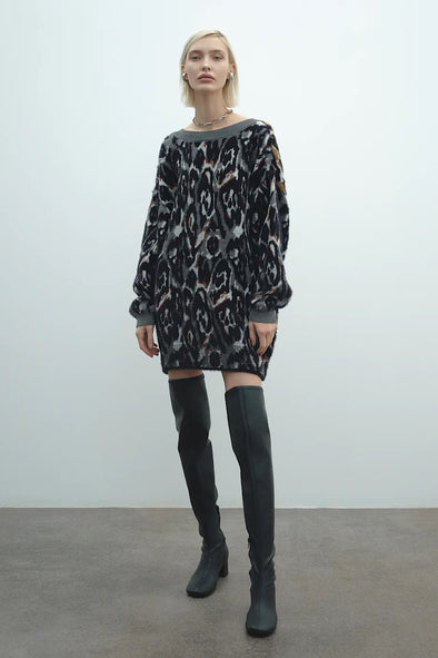 ΦΟΡΕΜΑ ΠΟΥΛΟΒΕΡ ΜΕ ΑΝΟΙΓΜΑ ΣΤΗΝ ΠΛΑΤΗ