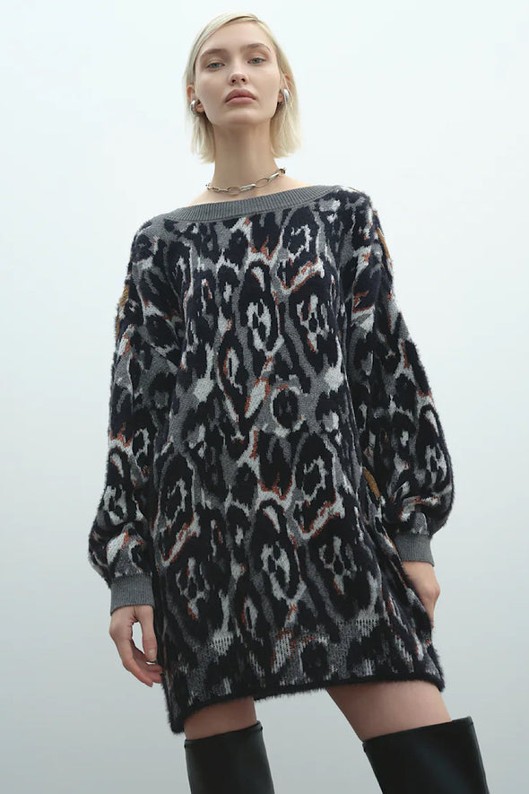 ΦΟΡΕΜΑ ΠΟΥΛΟΒΕΡ ΜΕ ΑΝΟΙΓΜΑ ΣΤΗΝ ΠΛΑΤΗ