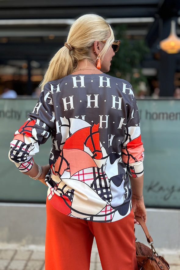 ΜΠΛΟΥΖΑ ΜΕ ΑΛΟΓΑ ΚΑΙ ΣΥΜΒΟΛΟ «Η»